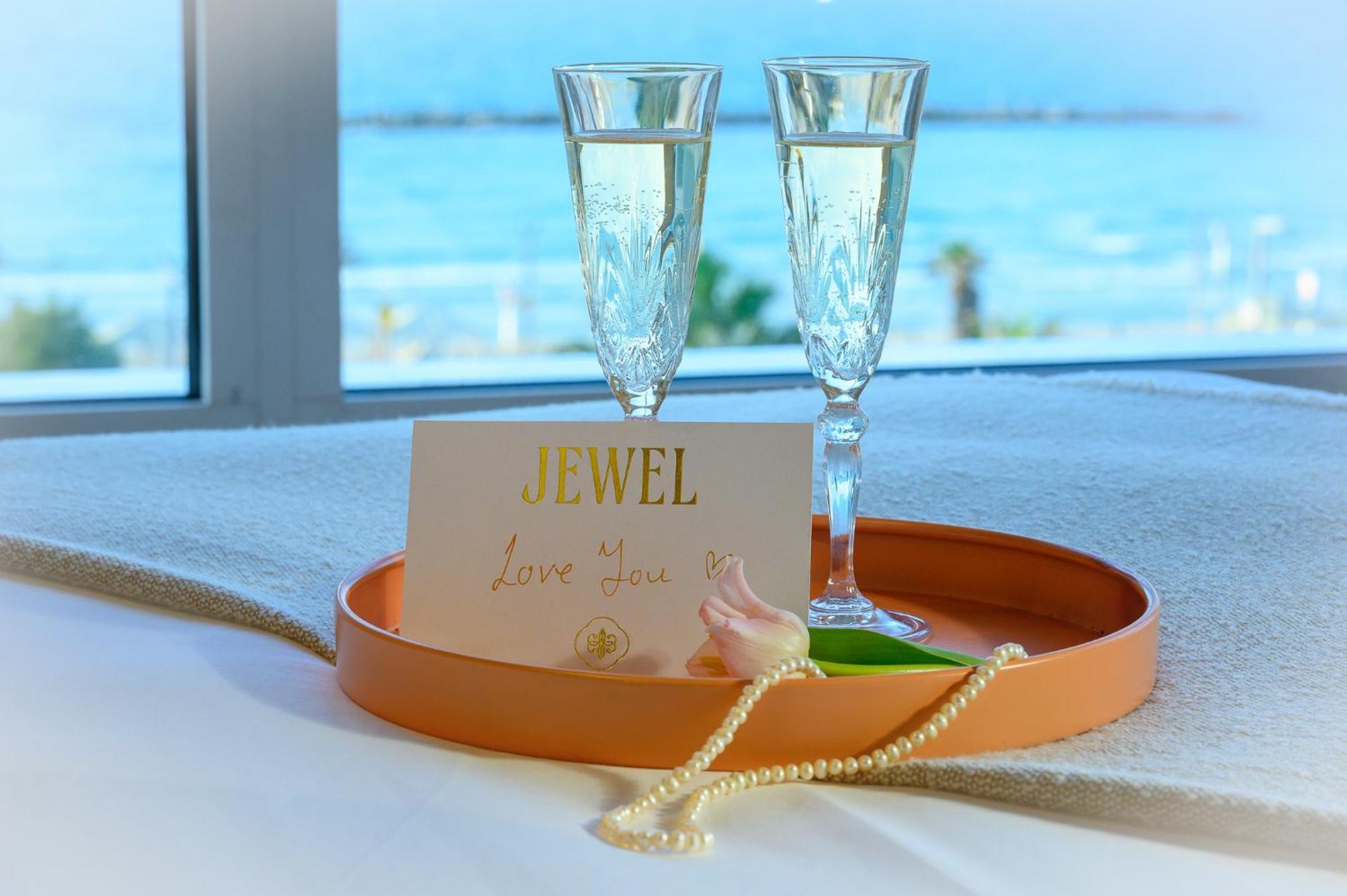 Jewel Tlv Hotel Tel Aviv Exteriör bild